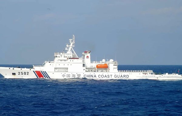 中日舰艇再度在钓鱼岛附近对峙